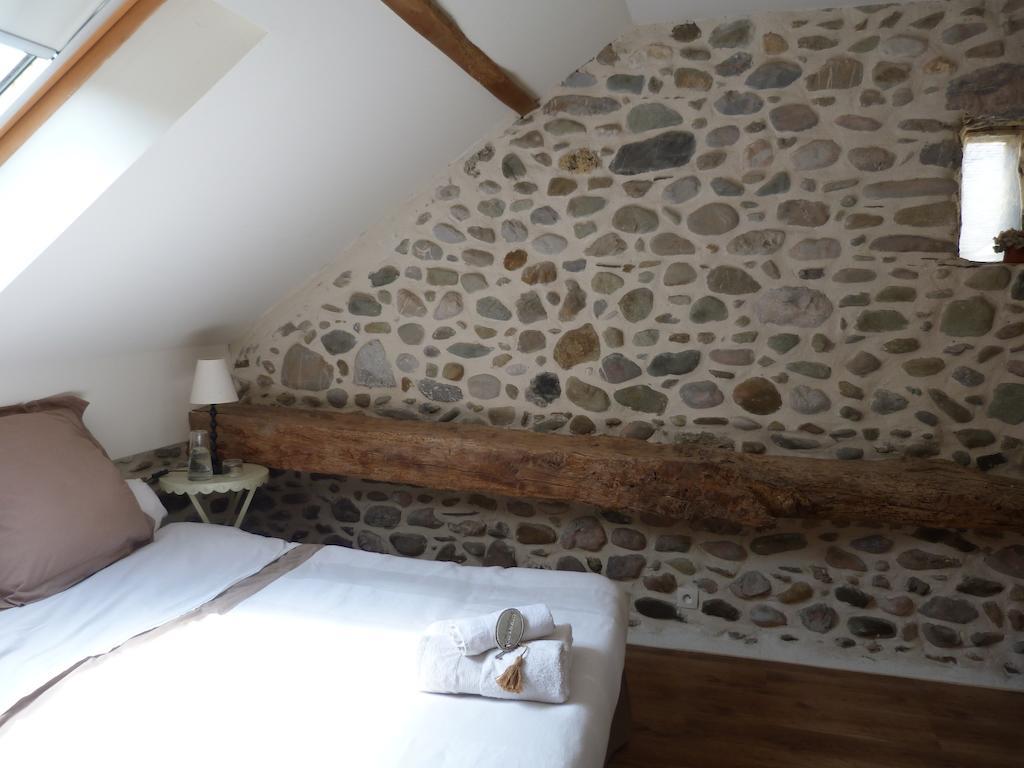 Maison D'Hotes Les 3 Baudets Issor Rom bilde